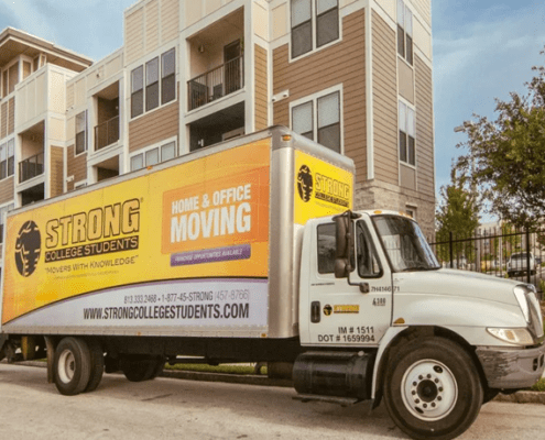 STRONG MOVERS